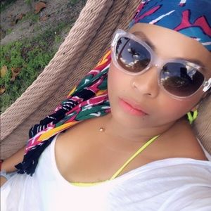 Meet your Posher, Giezele